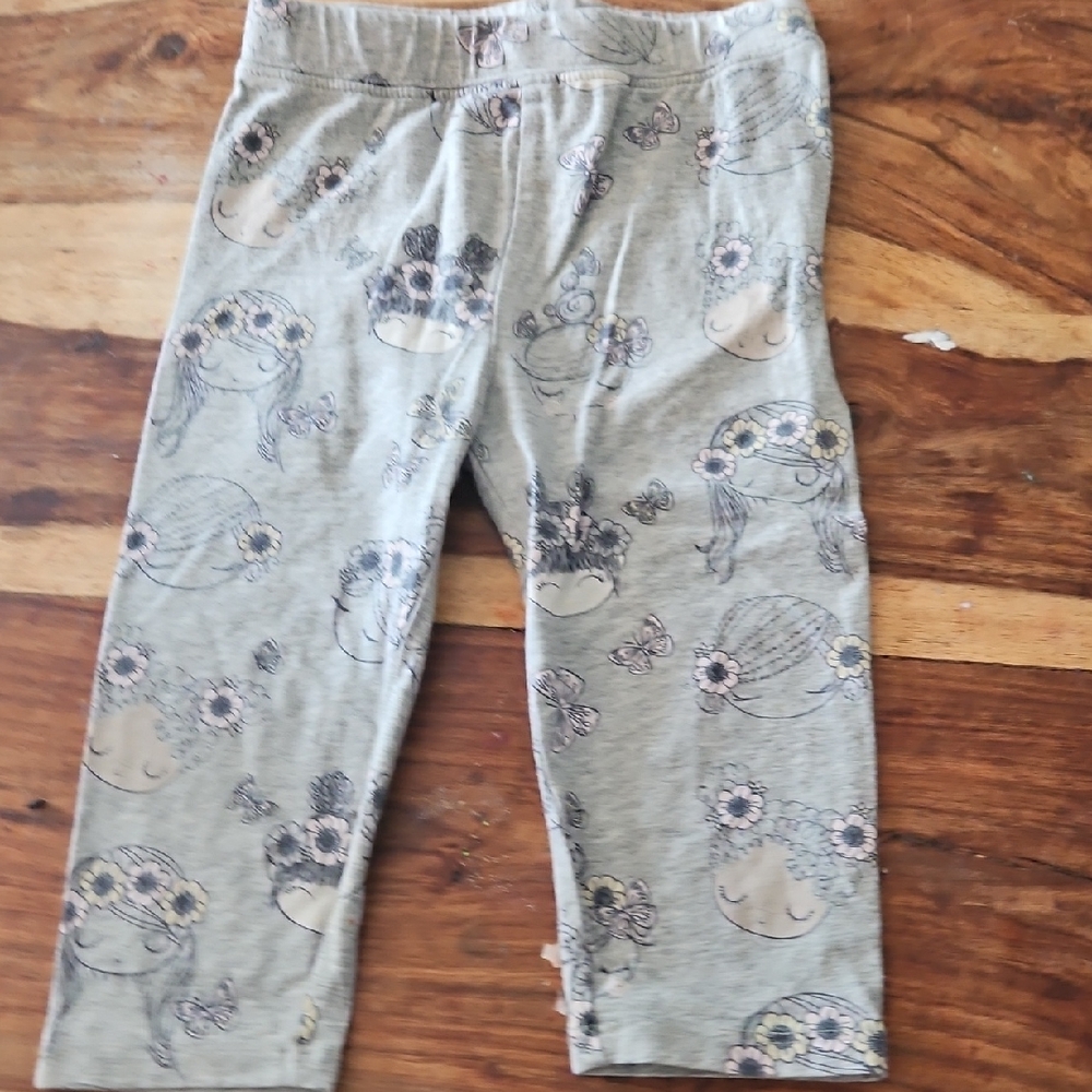 Baby GAP leggings with Cute Character Print